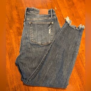 #1030 NWOT Judy Blue Skinny Jeans - Plus Size 18W Shark bite hem